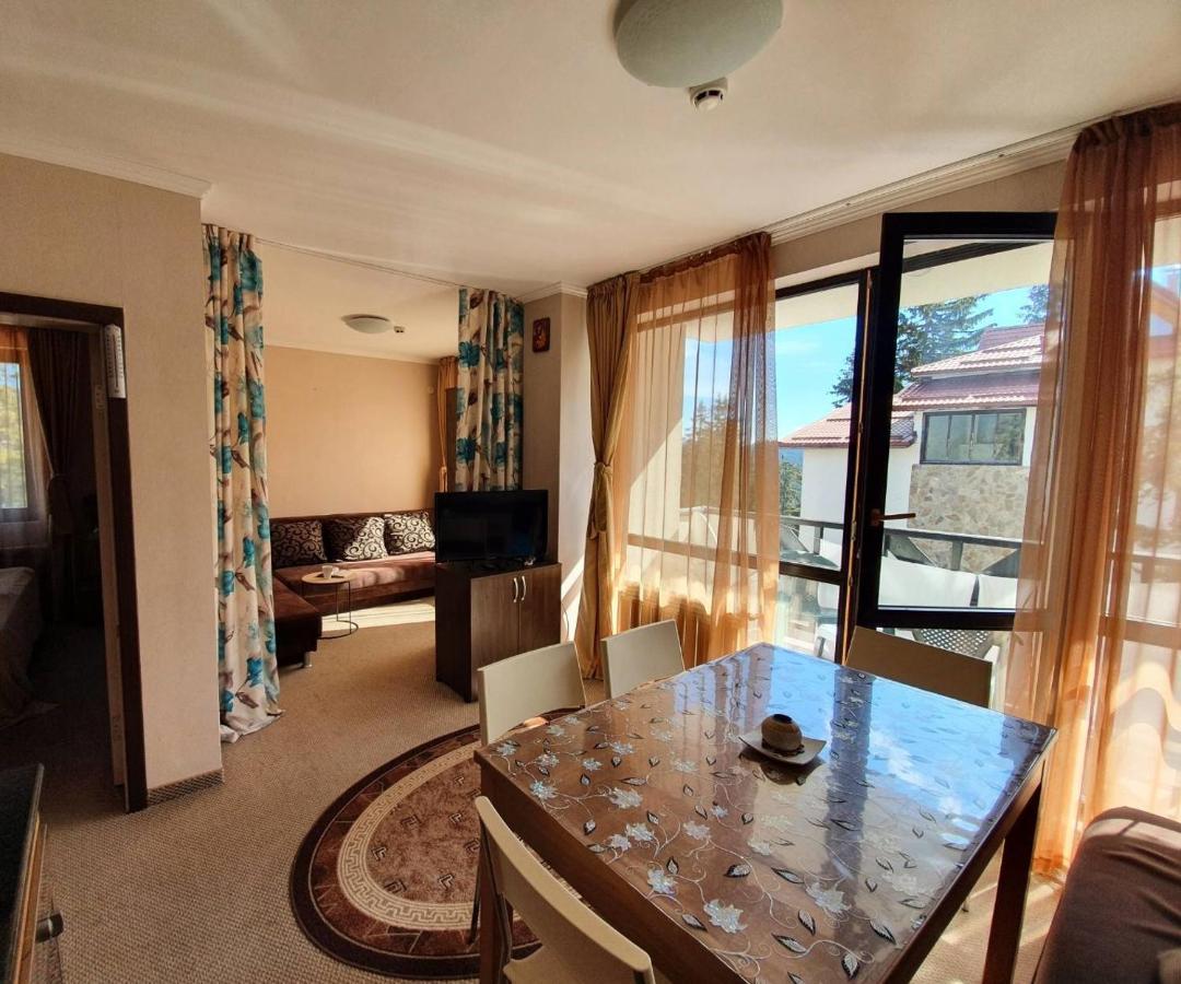 Apartment 428A All Inclusive in Hotel Snezhanka, Pamporovo Esterno foto